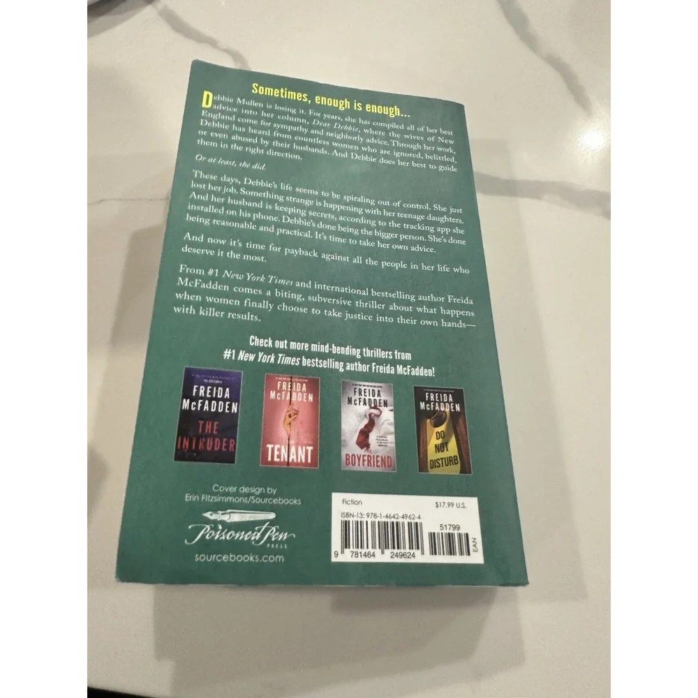 Freida McFadden Paperback Book Dear Debbie